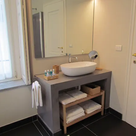 L'approdo Di Sant'agostino Como